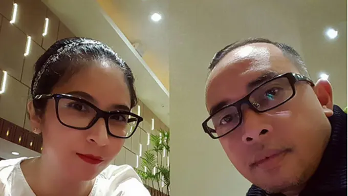 [Bintang] Novita Angie dan Sapto Haryo Rajasa 