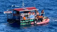 21 ABK Terombang-ambing di Laut Maluku Utara, Evakuasi Berlangsung Dramatis
