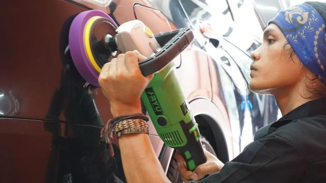Scuto Pelindung Cat Mobil Berbahan Nano Ceramic+