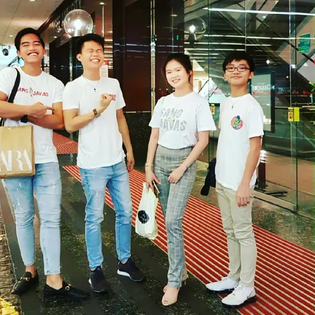 6 Momen Kedekatan Felicia Tissue dengan Saudara Kandungnya, Selalu Suportif