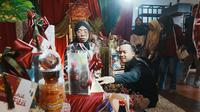 Rumah BUMN PT Semen Indonesia (Persero) Tbk (SIG) menjadi cara BUMN untuk membantu peningkatan daya saing UMKM, terutama untuk memasarkan hasil produksi UMKM selama Ramadan 2025.
