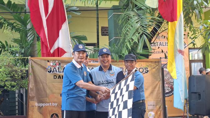 Wamentrans Viva Yoga Hadiri Perayaan HUT ke-75 SMP Negeri 1 Lamongan