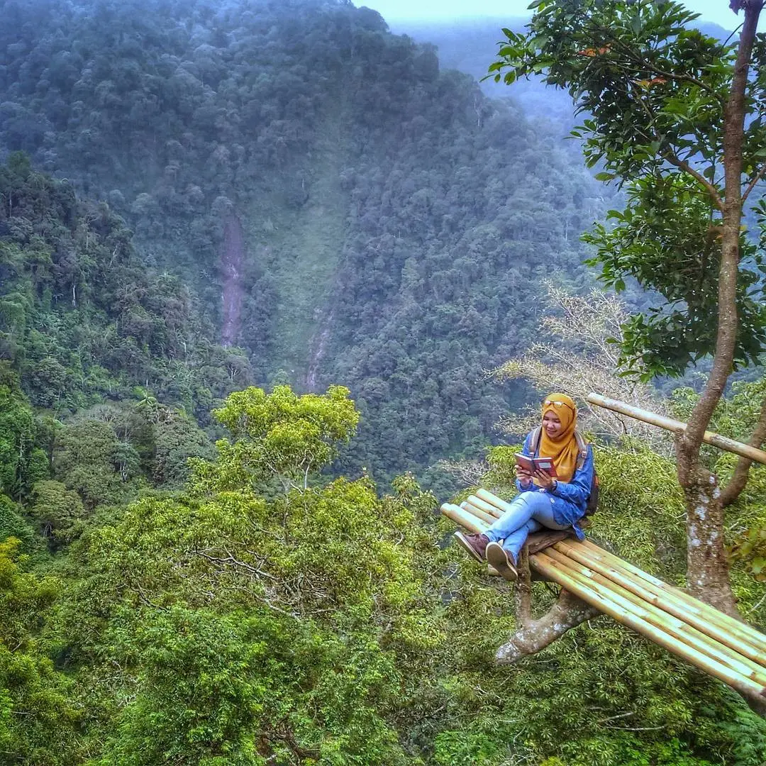 Lembah Ipukan Gunung Ciremai, Kuningan, Jawa Barat. (Sumber Foto: irmayz_/Instagram)