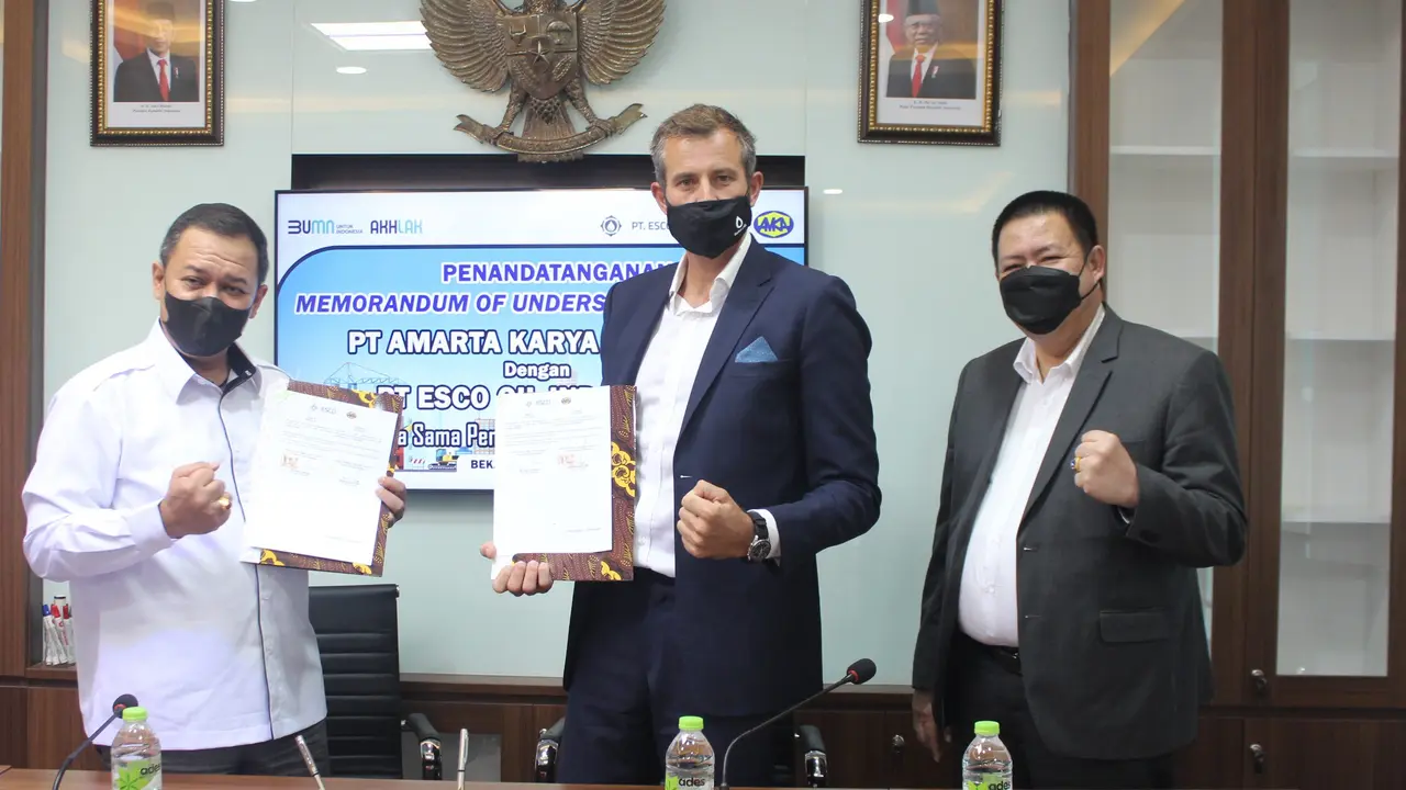 PT Amarta Karya (Persero) menandatangani nota kesepahaman dengan PT Esco Oil Indonesia