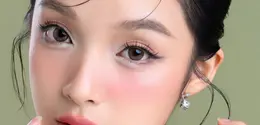 Igari makeup merupakan gaya riasan ala Jepang yang menonjolkan pipi merona di area bawah mata untuk menciptakan tampilan fresh, manis, dan youthful. (Foto/Dok: Pexels)