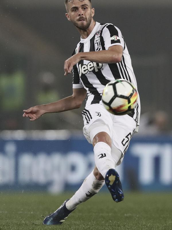 Gelandang Juventus Miralem Pjanic. (AFP/Isabella Monotto)
