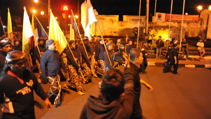 ilustrasi perayaan malam satu suro