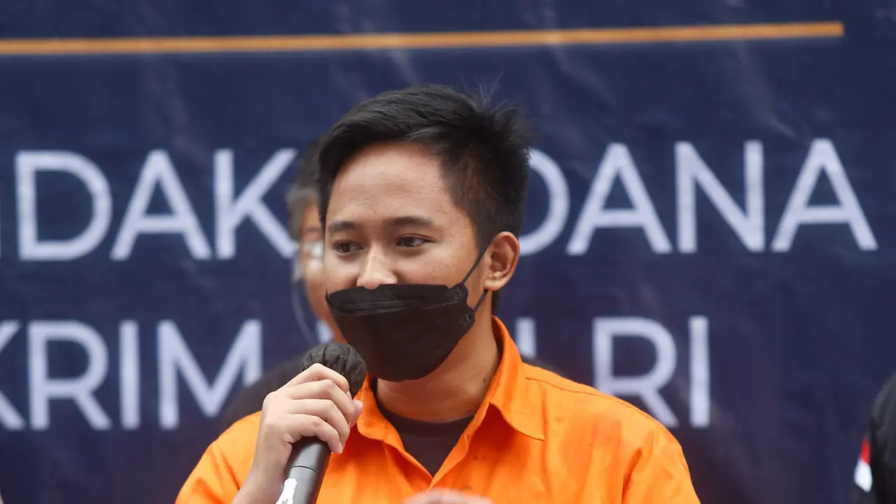 Doni Salmanan.