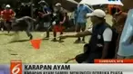 Warga Sumbawa memiliki tradisi unik saat menunggu berbuka. Mereka ngabuburit sambil karapan ayam.