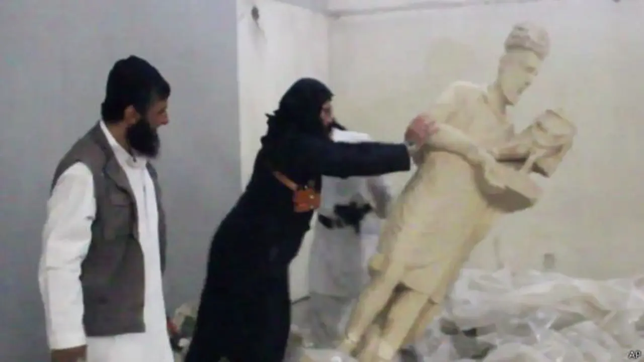 ISIS Hancurkan Patung Zaman Kerajaan Assiria