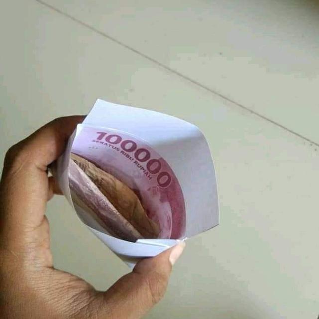 6 Desain Amplop THR Ini Nyeleneh Banget, Jangan Terkecoh