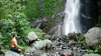 Air Terjun Yeh Mampeh di Desa Wisata Les, Buleleng, Bali. (dok. Jadesta)