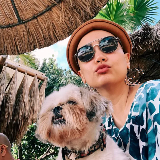 Dari Topi Hingga Turban, Ini 7 Gaya Feby Febiola Eksplore Penampilan