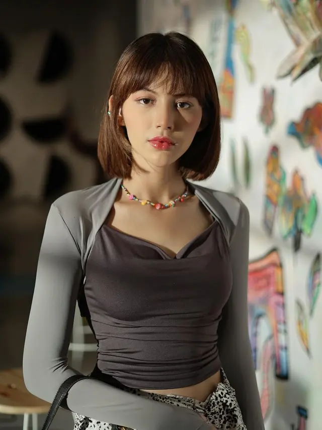 Lania Fira (Instagram @laniafira)