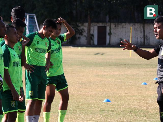 Persebaya Lagi Lagi Tak Ambil Latihan Resmi Di Markas Arema Indonesia Bola Com