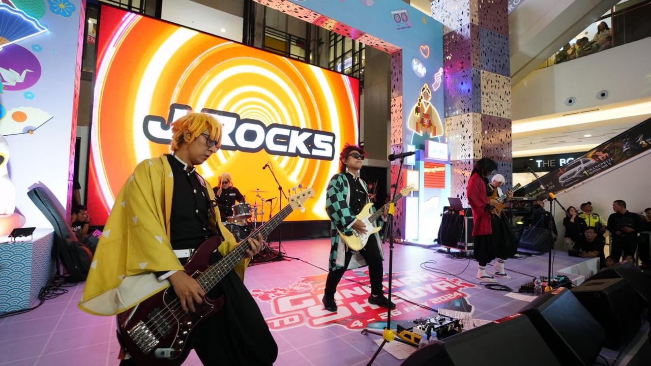 Cosplay Ala Demon Slayer, Jrocks Hibur Para Wibu dan Wota di Tangerang