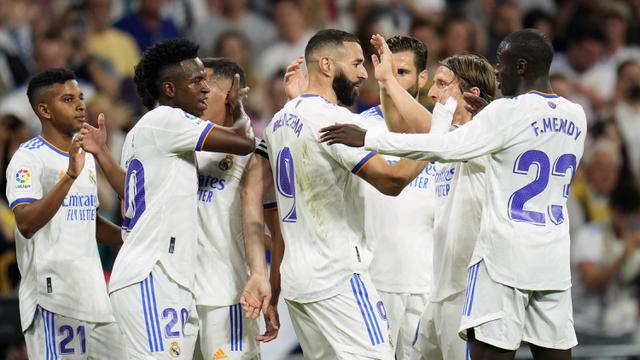 FOTO: Real Madrid Pesta Gol ke Gawang Levante di Santiago Bernabeu