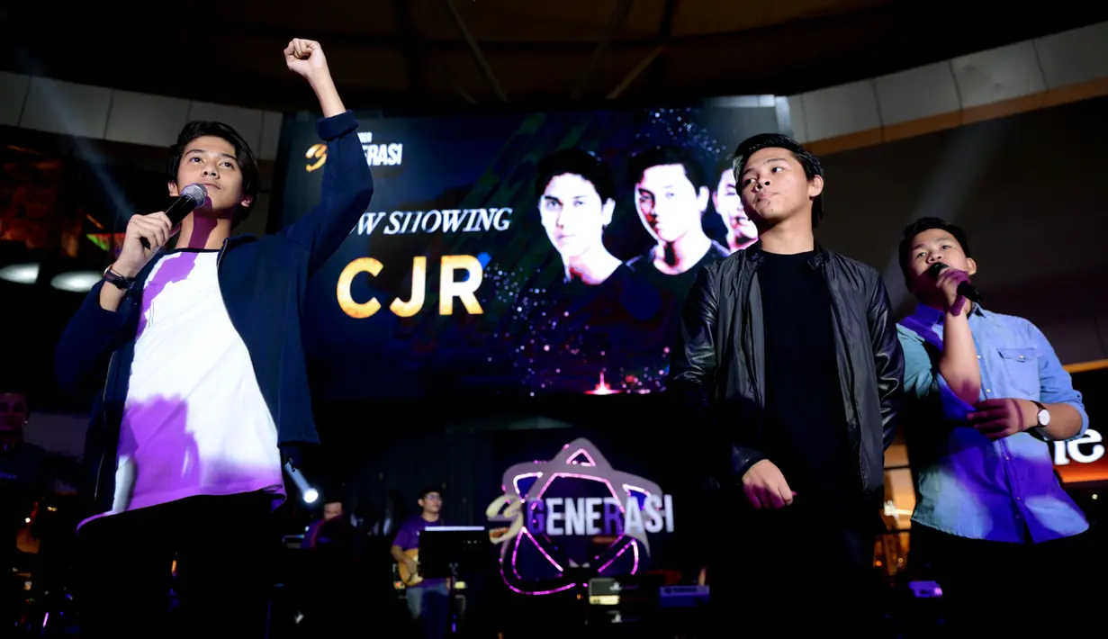 Boyband yang digawangi oleh Rizky, Aldy dan Iqbaal, telah memberikan nuansa segar pada konser 3 Bintang Generasi yang berlangsung di Summarecon Mall Serpong. (Adrian Putra/Bintang.com) 