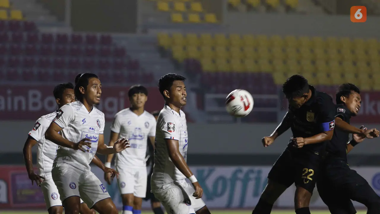 Arema FC vs PSIS Semarang