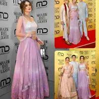 Perayaan Deepawali atau Diwali yang digelar MD Entertainment dihadiri oleh banyak artis. Luna Maya salah satu artis yang hadir ada artis cantik Luna Maya. Berikut potret Luna hadiri Diwali. [Instagram/lunamaya]