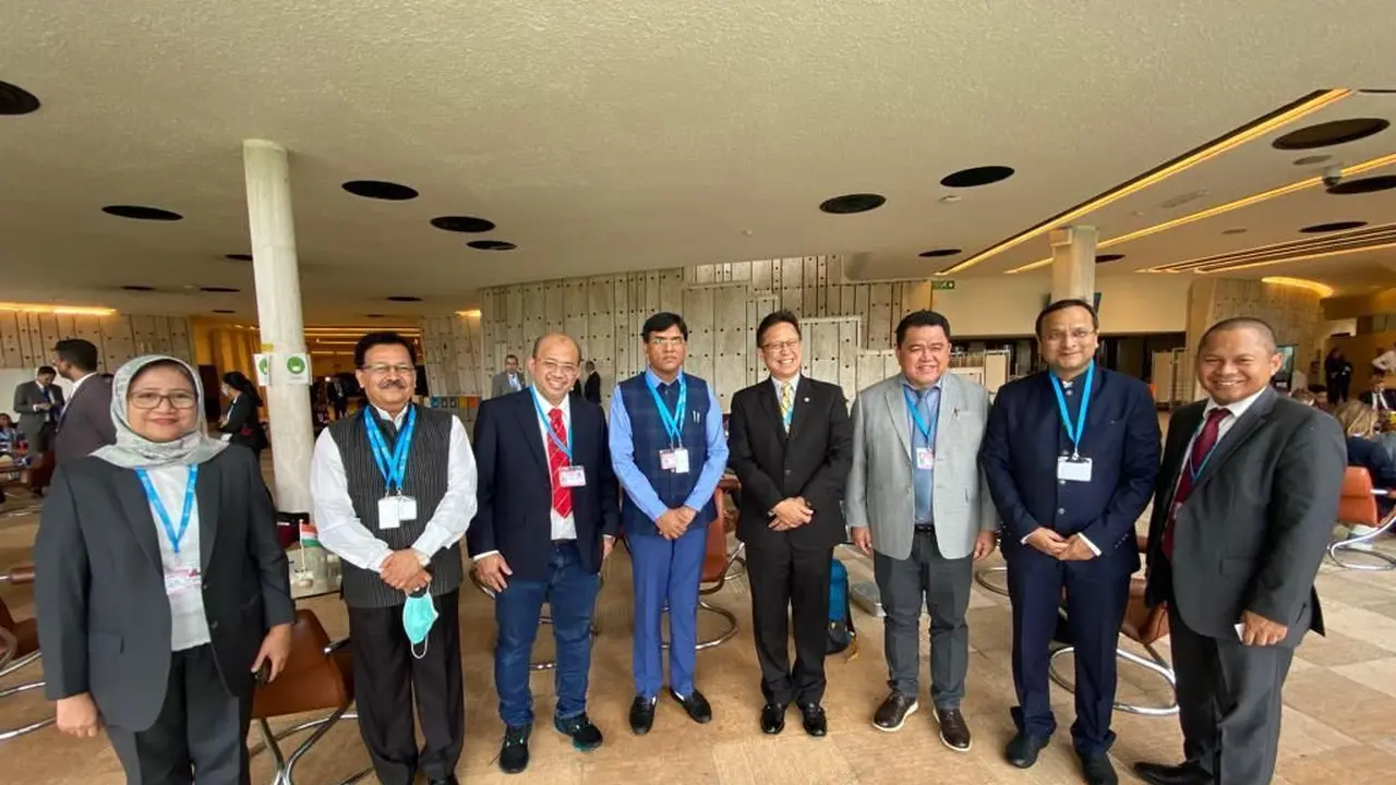 Pertemuan Ketua PB IDI dan Menteri Kesehatan RI dalam World Health Assembly di Jenewa, Swiss.