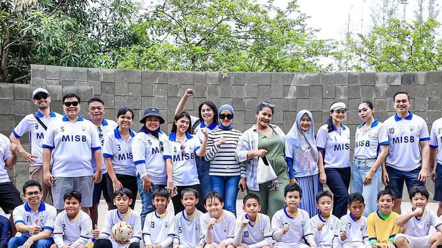 7 Potret Arjuna, Anak Titi Kamal, Jadi Kiper dan Raih Kemenangan Besar.
