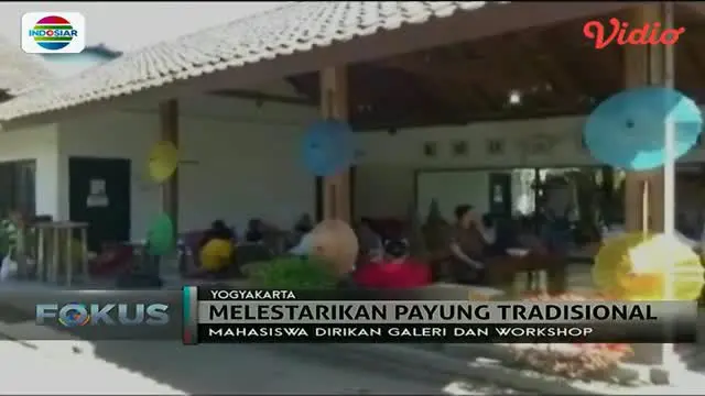 Sebuah galeri di Yogyakarta berinisiatif melestarikan payung tradisional juwiring yang saat ini hampir punah.