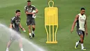 Laga ini bisa dibilang menjadi ujian pertama Xabi Alonso di liga domestik Spanyol sejak ditunjuk menggantikan Carlo Ancelotti sebagai pelatih El Real. (JAVIER SORIANO/AFP)