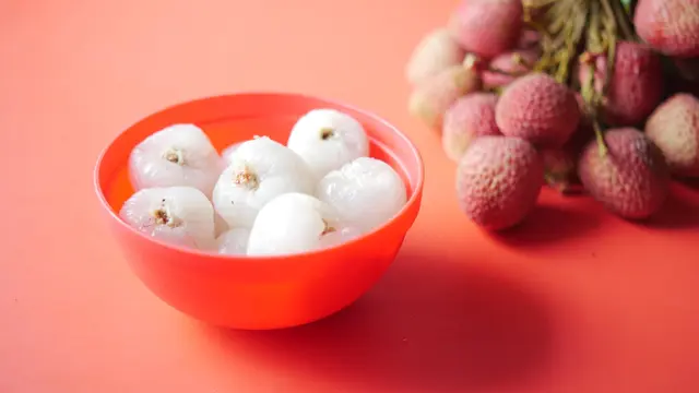Ilustrasi buah leci
