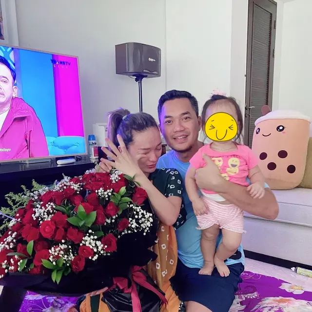 6 Momen Ulang Tahun Zaskia Gotik, Menangis Haru Dapat Kejutan