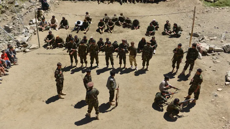 FOTO: Pasukan Anti-Taliban Gelar Latihan Militer di Panjshir