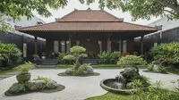8 Model Rumah Kecil dengan Taman Belakang Luas untuk Hunian Nyaman