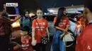 <p>Nonton Pertandingan Sepak Bola di Solo, Erina Gudono dan Selvi Ananda Kompak Tenteng Tas Mewah.&nbsp; foto: Youtube Solo Times</p>