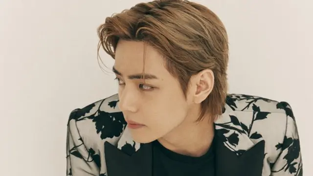 FOTO: Gaya Rambut Gondrong V BTS, Selalu Tampil Memesona