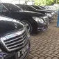 Mercedes Benz E250 bekas milik Blue Bird yang digunakan ‎rombongan delegasi Raja Salman Al Abdulaziz Al, dijual Rp 450-480 jutaan mulai 3-14 April 2017. (Herdi Muhardi)