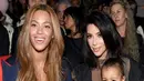 Beyonce dan Kim Kardashian hingga kini hubungan keduanya masih menjadi tanda tanya besar untuk publik. Kim dan Beyonce tidak akur dan bersaing demi popularitas diantara keduanya. (Dailymail/Bintang.com)