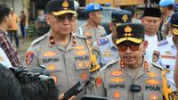 Kapolda Sumbar Irjen Pol Suharyono (kanan) (humas.polri.go.id)