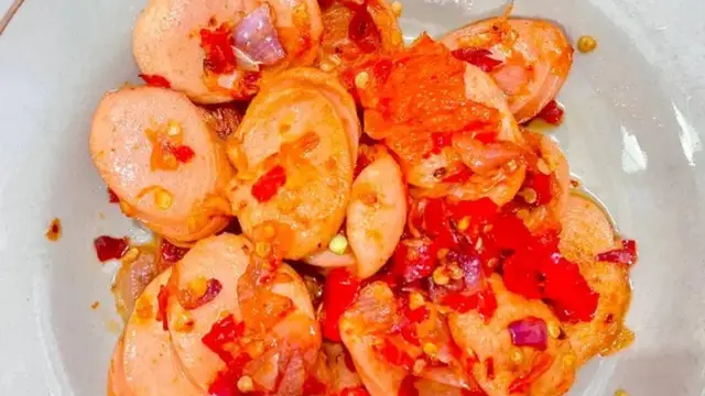 Resep dendeng sosis batokok yang viral. (dok. Cookpad @asivabudi)