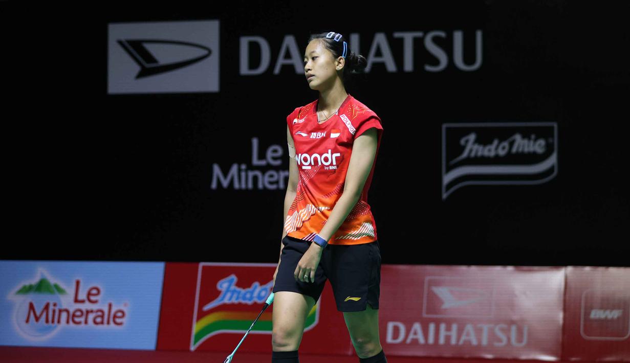 Pebulu tangkis tunggal putri Indonesia, Putri Kusuma Wardani saat bertanding melawan wakil Taiwan, Huang Yu-Hsun, pada babak 16 besar Indonesia Masters 2026 di Istora Gelora Bung Karno, Senayan, Jakarta, Kamis (22/1/2026). (Bola.com/M Iqbal Ichsan)