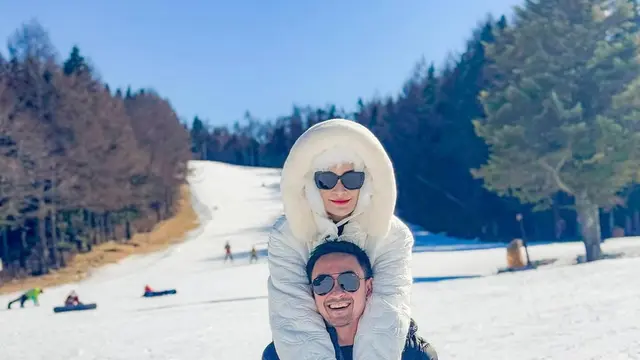 Potret Putri Zulhas dan Zumi Zola Liburan di Jepang. (instagram/putri_zulhas/zumizola_zulkifli)