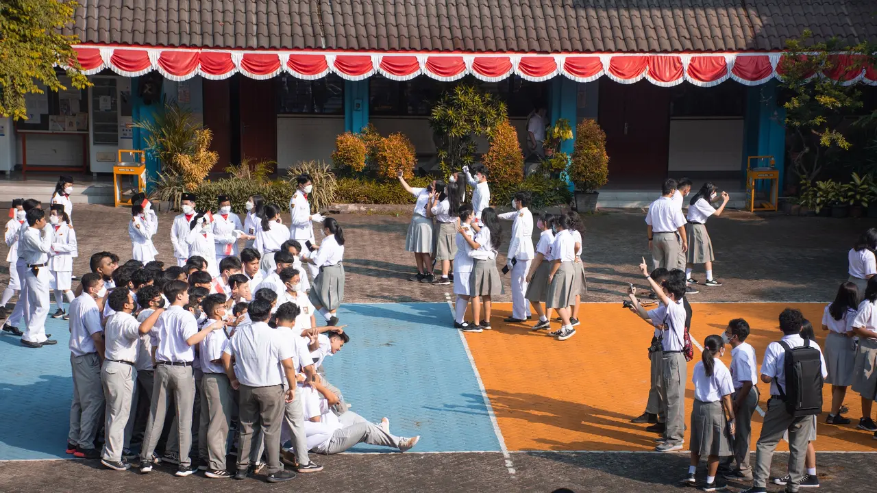 Ilustrasi sekolah, siswa, murid, pelajar