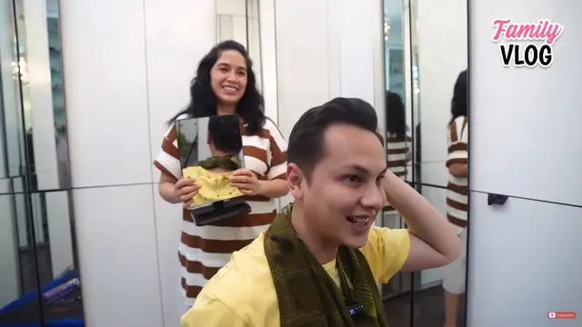 7 Momen Ussy Sulistiawaty Cukur Rambut Andhika Pratama Ini Hasilnya Keren