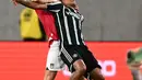 The Red Devils sempat membalas sebelum jeda dengan gol Marc Jurado. (Patrick T. Fallon/AFP)