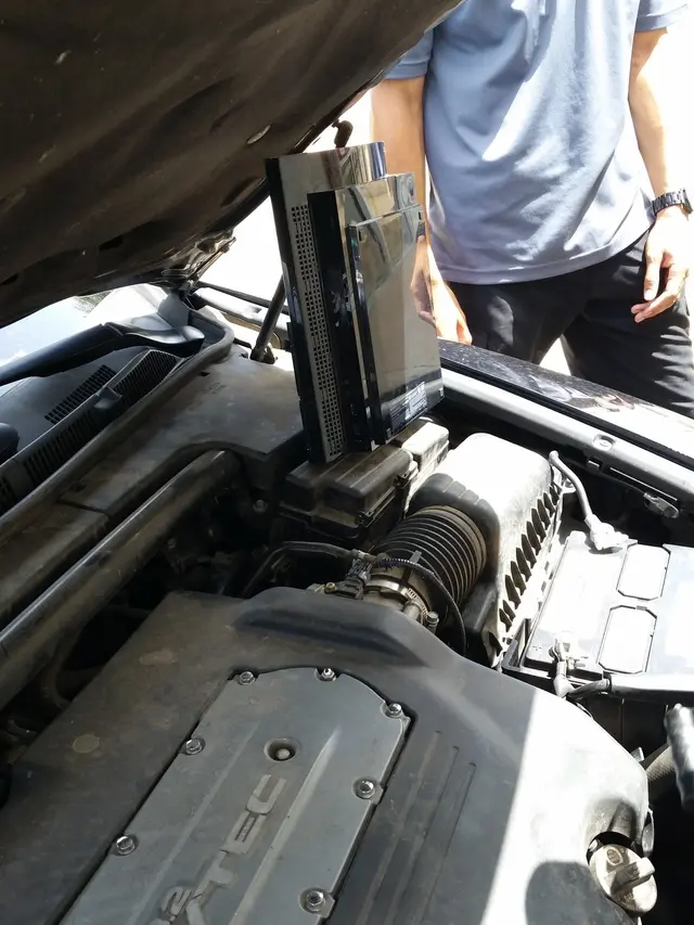 6 Potret Nyeleneh Benda Jadi Ganjalan Ini Bikin Geregetan