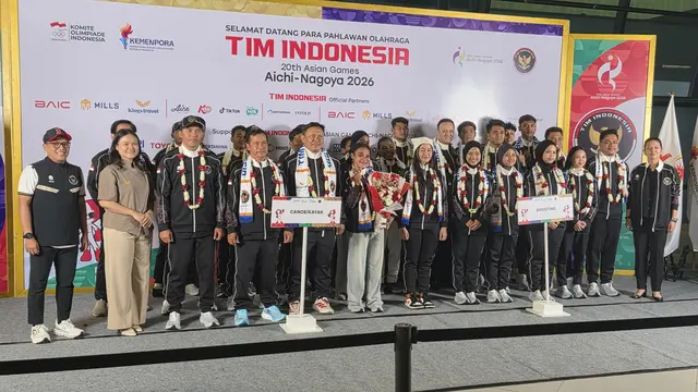 Atlet kano dan menembak saat kembali ke Indonesia dari Asian Games 2026