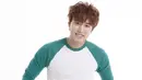 Di balik wajahnya yang imut, Sungmin Super Junior jago Taekwondo, Wushu, dan Kungfu. Ia mempelajari Kungfu dan wushu sejak masih muda. (Foto: Soompi.com)