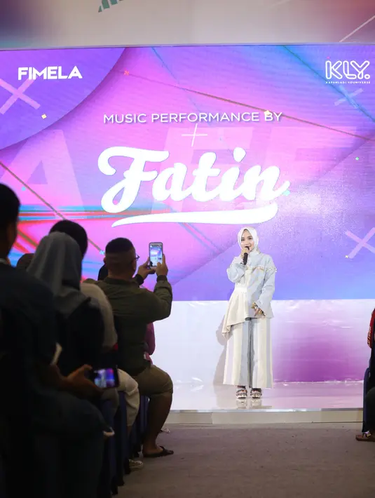 Fatin Shidqia Lubis