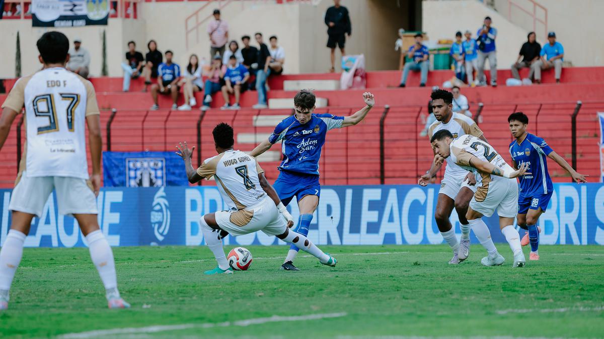 BRI Super League: Dewa United Terkapar di Kandang PSIM, Sang Pelatih Puji Tim Lawan dan Singgung Kartu Merah Nick Kuipers