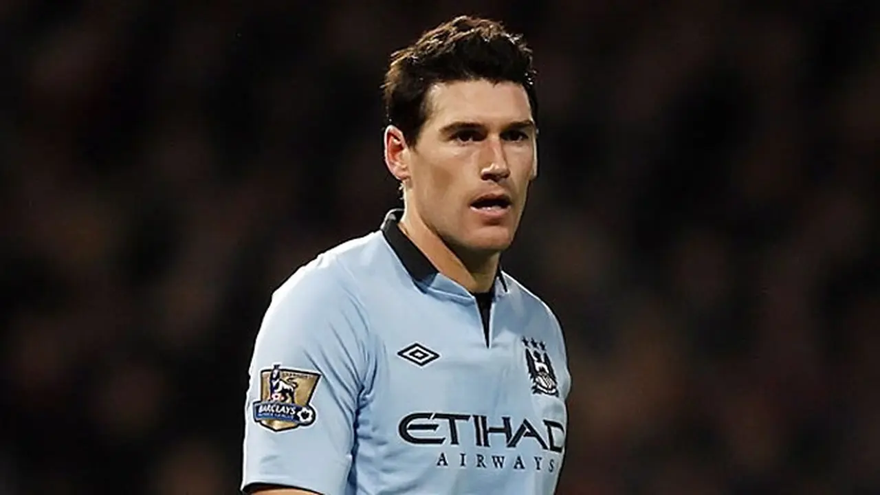 gareth-barry-130903a.jpg