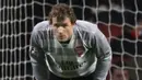 1. Jens Lehmann - Lehmann merupakan pilar penting di bawah mistar gawang Arsenal kala itu. Kiper asal Jerman itu hanya kebobolan 26 gol dalam satu musim, paling sedikit dibandingkan tim lain. (AP/Matt Dunham)